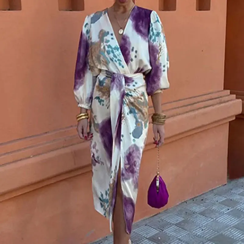

2025 autumn new women's temperament casual V-neck long-sleeved slit fashion printed dress