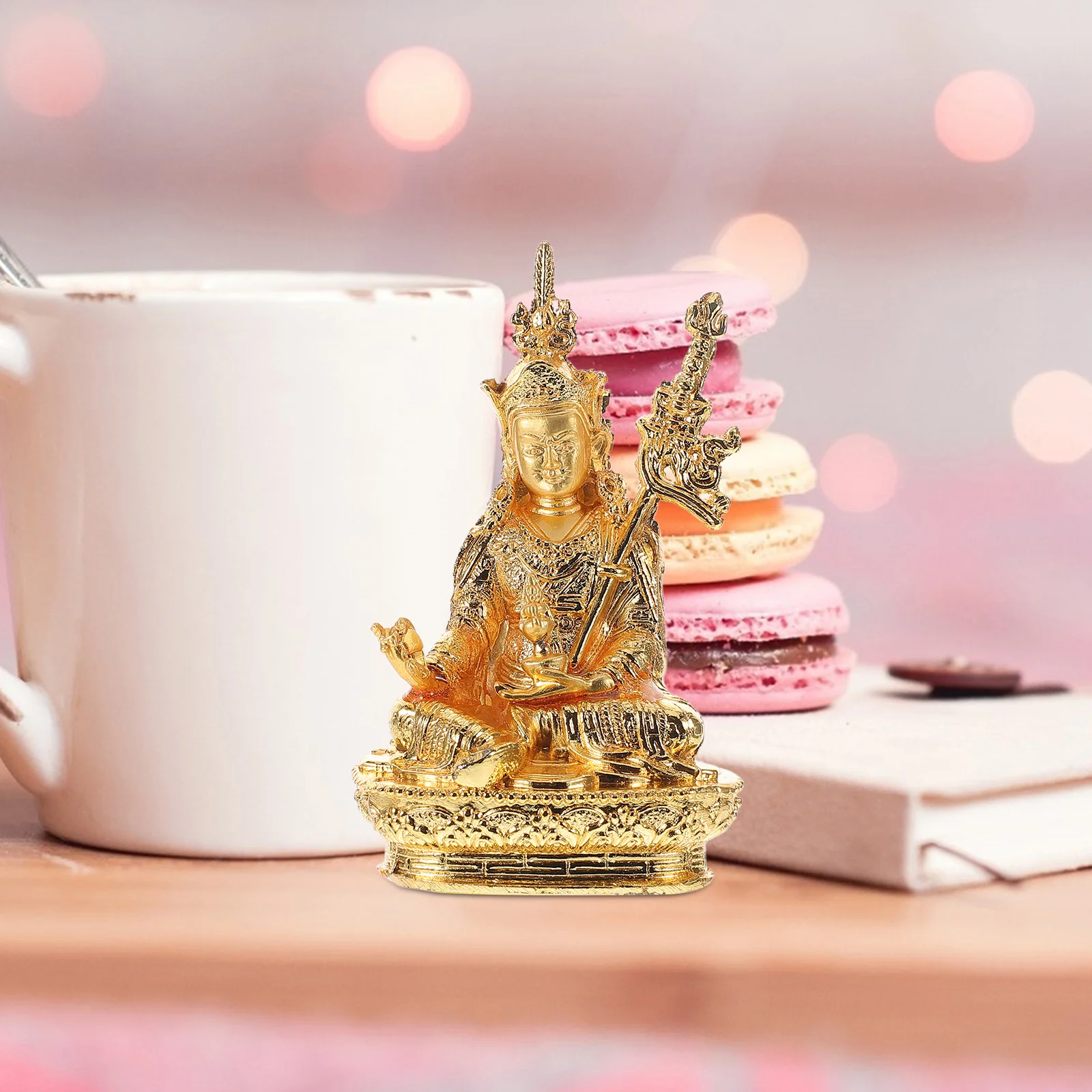 

Classic Metal Buddha Statue for Home Decor Strong Copper Alloy Craft with Calming Presence Ideal Temple Indoor Decoration