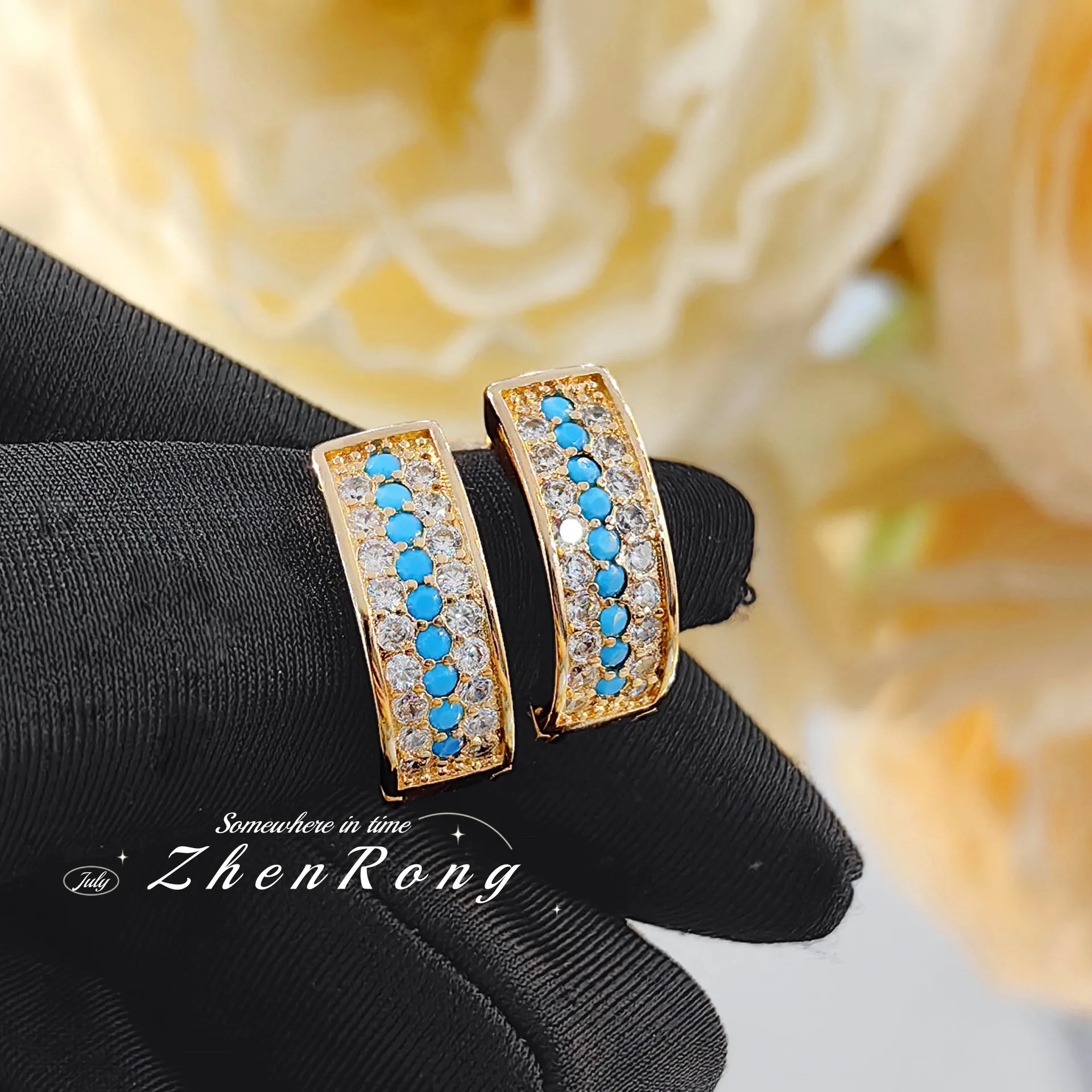 Foydjew Vintage Medieval Style Simulation Blue Turquoise Zircon Earrings U-shaped Design Gold Color Hoop Earrings