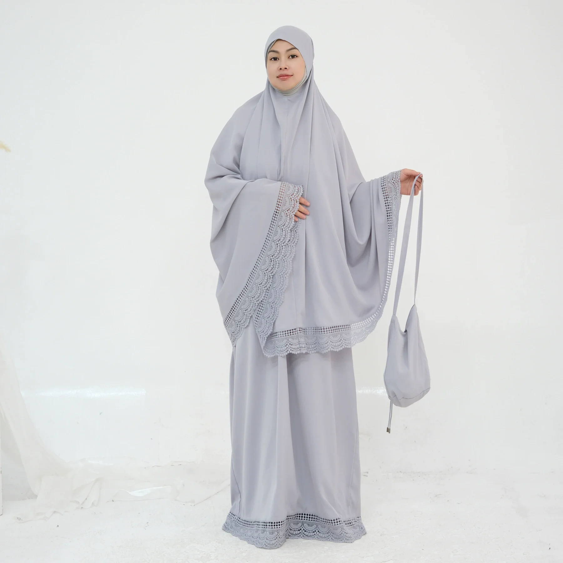 Naher Osten Ramadan Marokko Dubai Saudi Turkiye Neue muslimische Luxusmode Spitze 4-teiliges Gebetsset Kleid