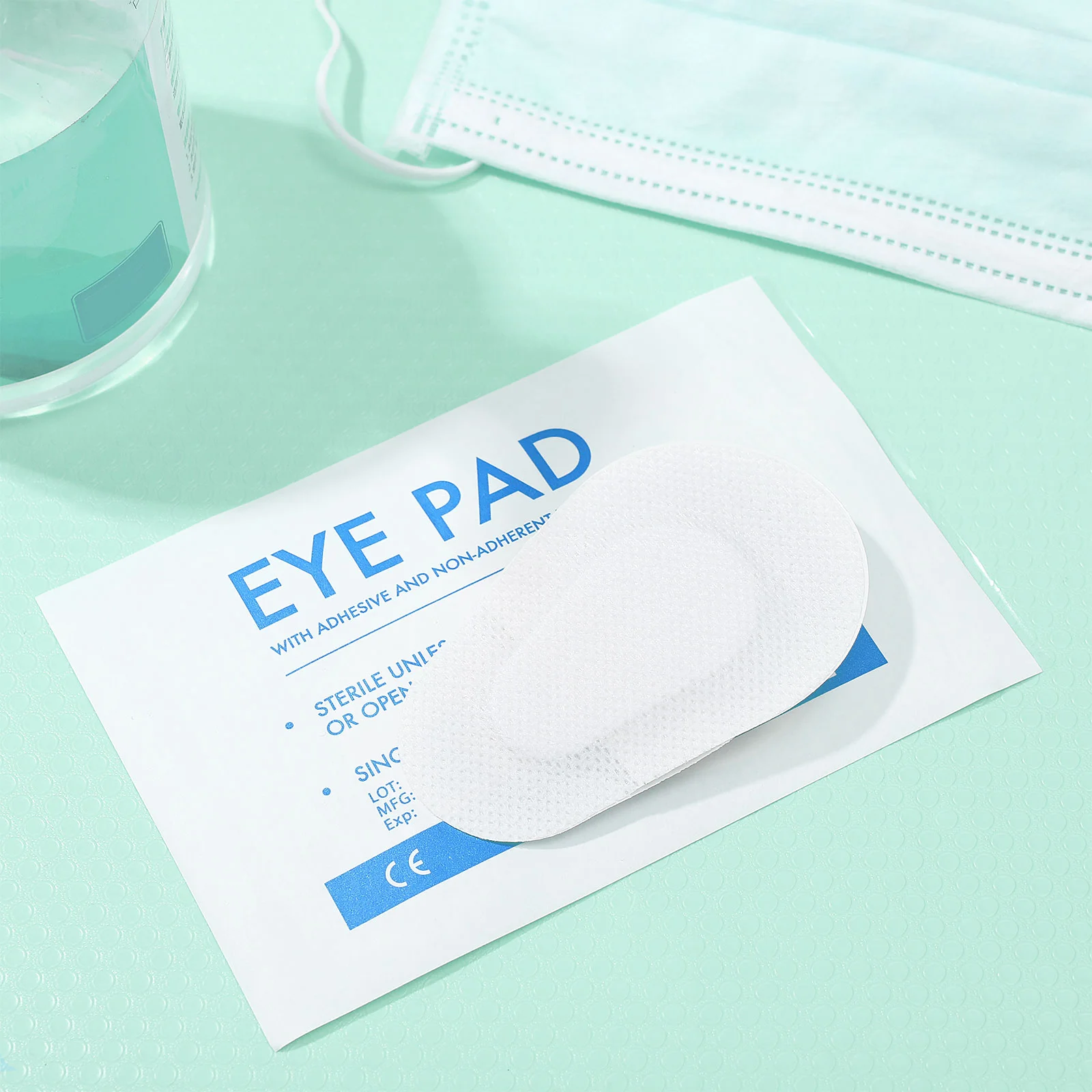 20pcs Nonwoven Eye Pads Post Operative Eye Patch Stickers Comfortable Self-adhesive Non-woven Wound Dressings ()