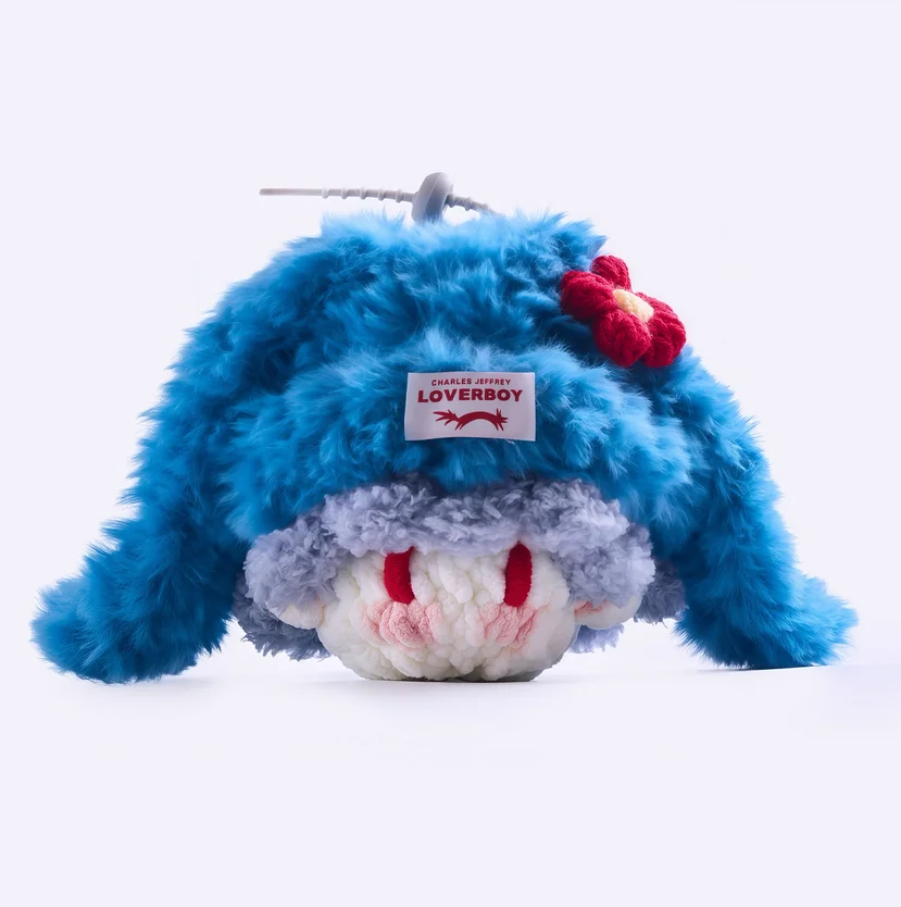 Lop-eared rabbit celebrity merchandise: handmade crocheted plush doll keychain, concert support item, bag charm.