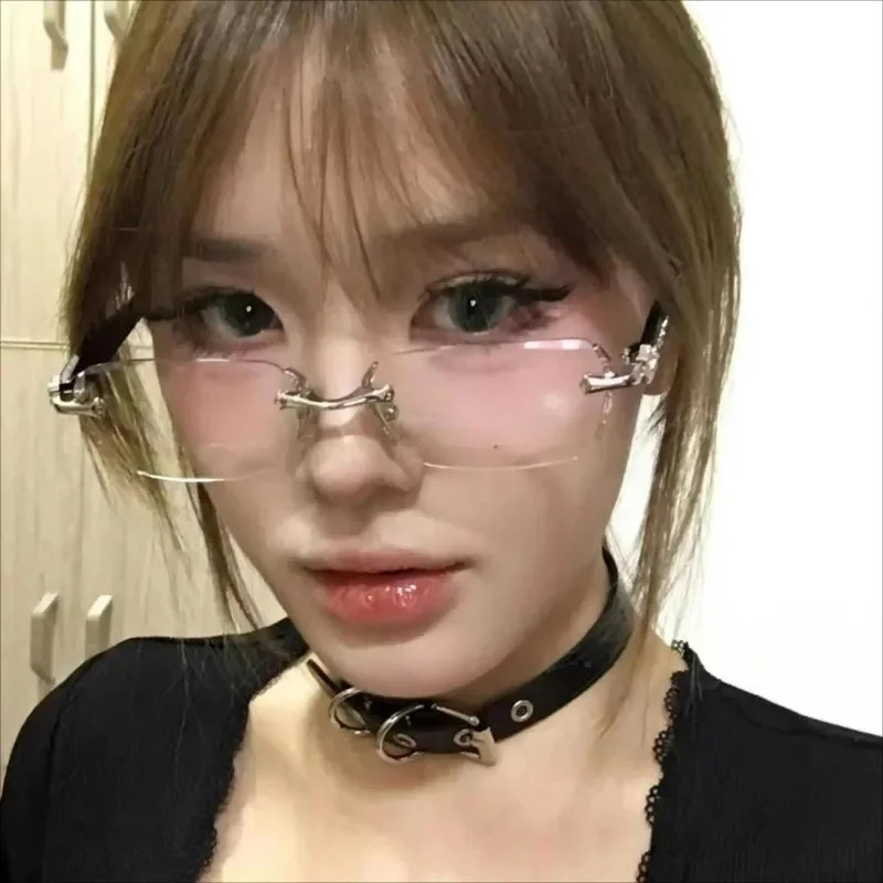Thumbnail 3 - #8 Compare Eyeglasses Before You Buy