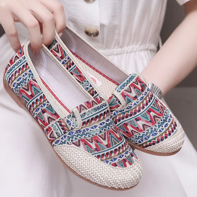 Summer Ladies Casual Comfort bohémien Slip On Lazy Shoes donna Flat Slip On Canvas Strap mocassini espadrillas di paglia