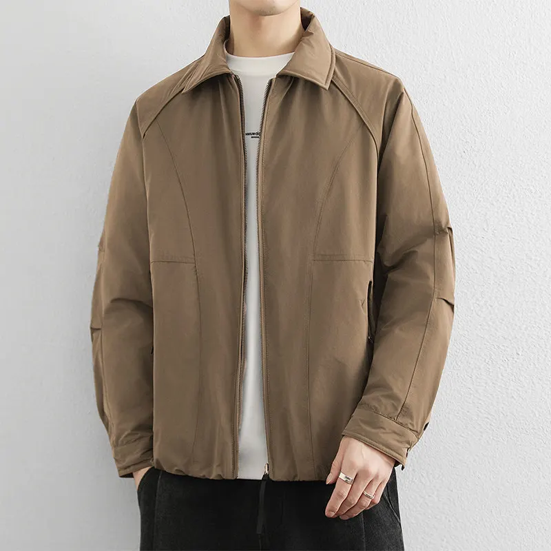 

Легкая пуховая куртка мужская повседневная свободного кроя с воротником, теплая, не объемная, в американском ретро-стиле, белая, с наполнителем из пера.