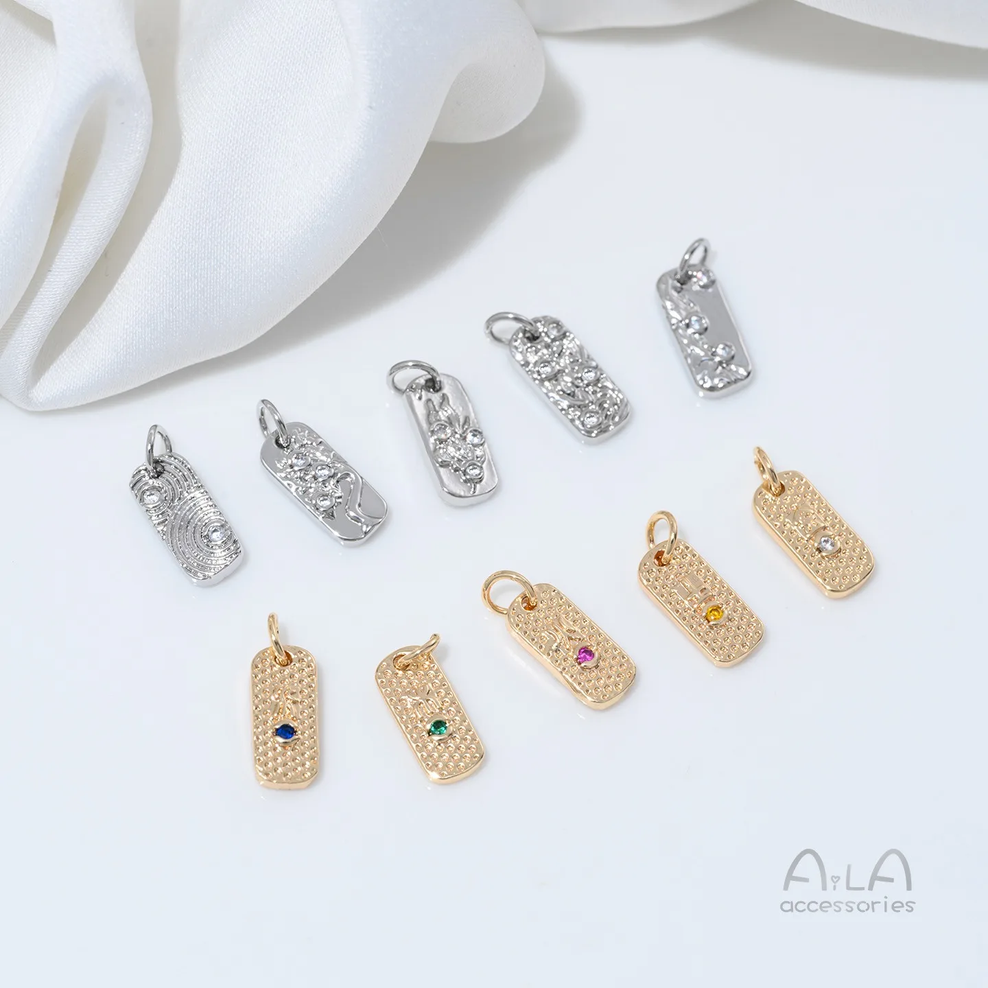 14K Gold Inlaid Zircon Five Elements Brand Pendant Handmade DIY Crystal Hand Necklace Pendant Jewelry Accessories Material
