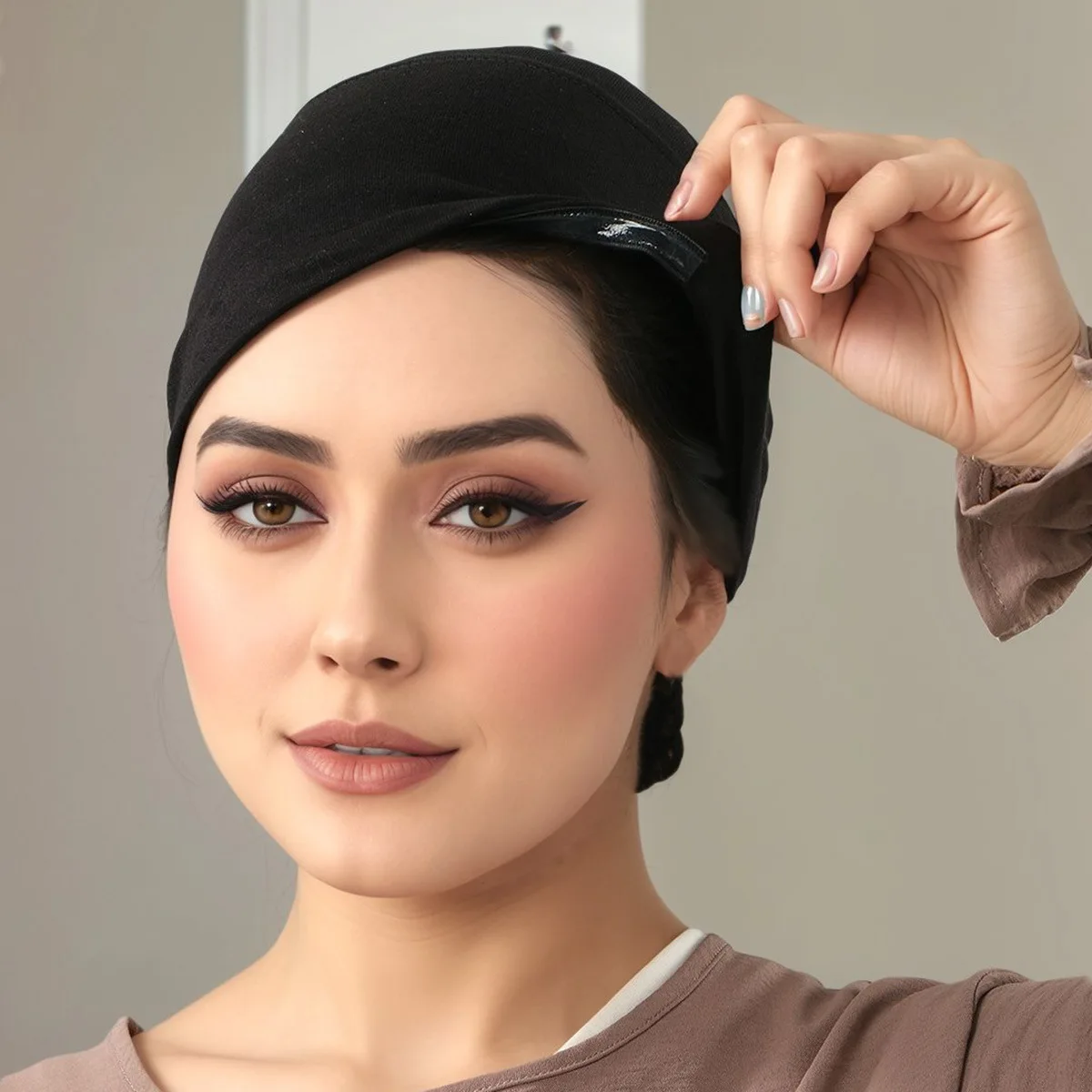 Lindo sombrero con lazo de cinta para niña dulce, versión coreana, versátil para todas las ocasiones, sombrero azul marino plano en forma de letra, pañuelo para la cabeza