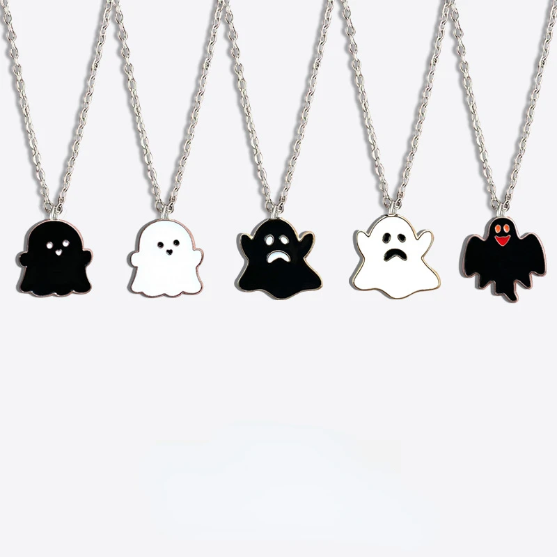 Lovely Cartoon Black and White Little Ghost Necklace for Women Men Cute Pumpkin Wizard Shaped Halloween Gift for Girls Boys 2023