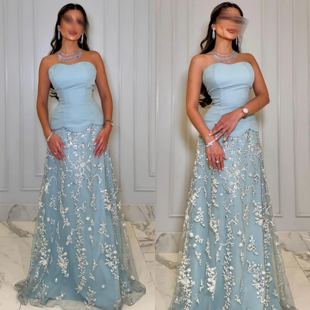 

Customized Exquisite Organza Strapless Prom Dresses Simple Sleeveless Evening Dress Delicate Appliques Party Gowns