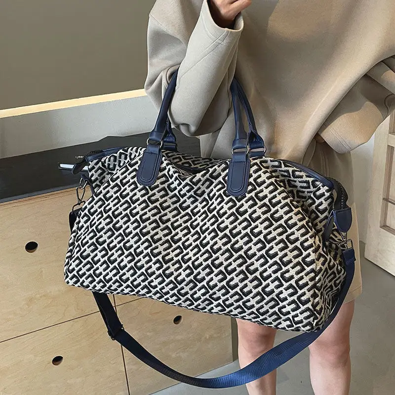 large-capacity-travel-bag-women's-fitness-yoga-storage-handbag-leisure-backpack-style-nylon-material-korean-style-bag