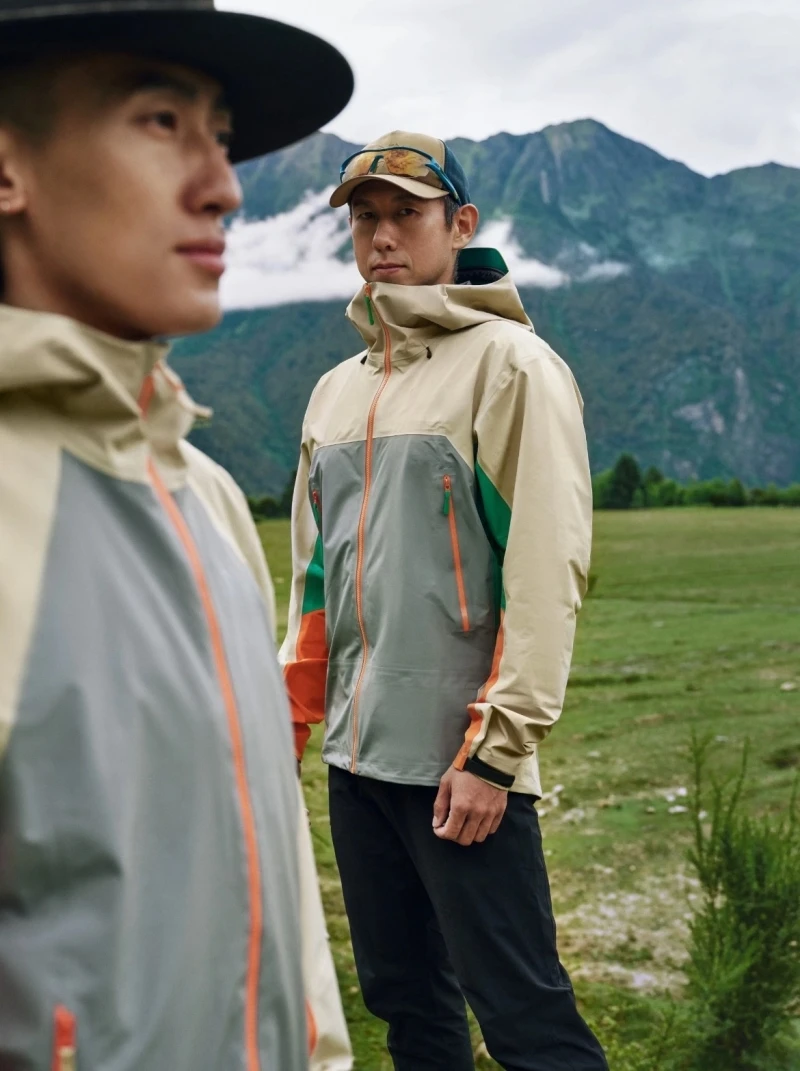 

ARC Embroidery Namcha Barwa Three Layer Waterproof Windbreaker Hiking Jackets Mens Womens Camping Outdoor Coat