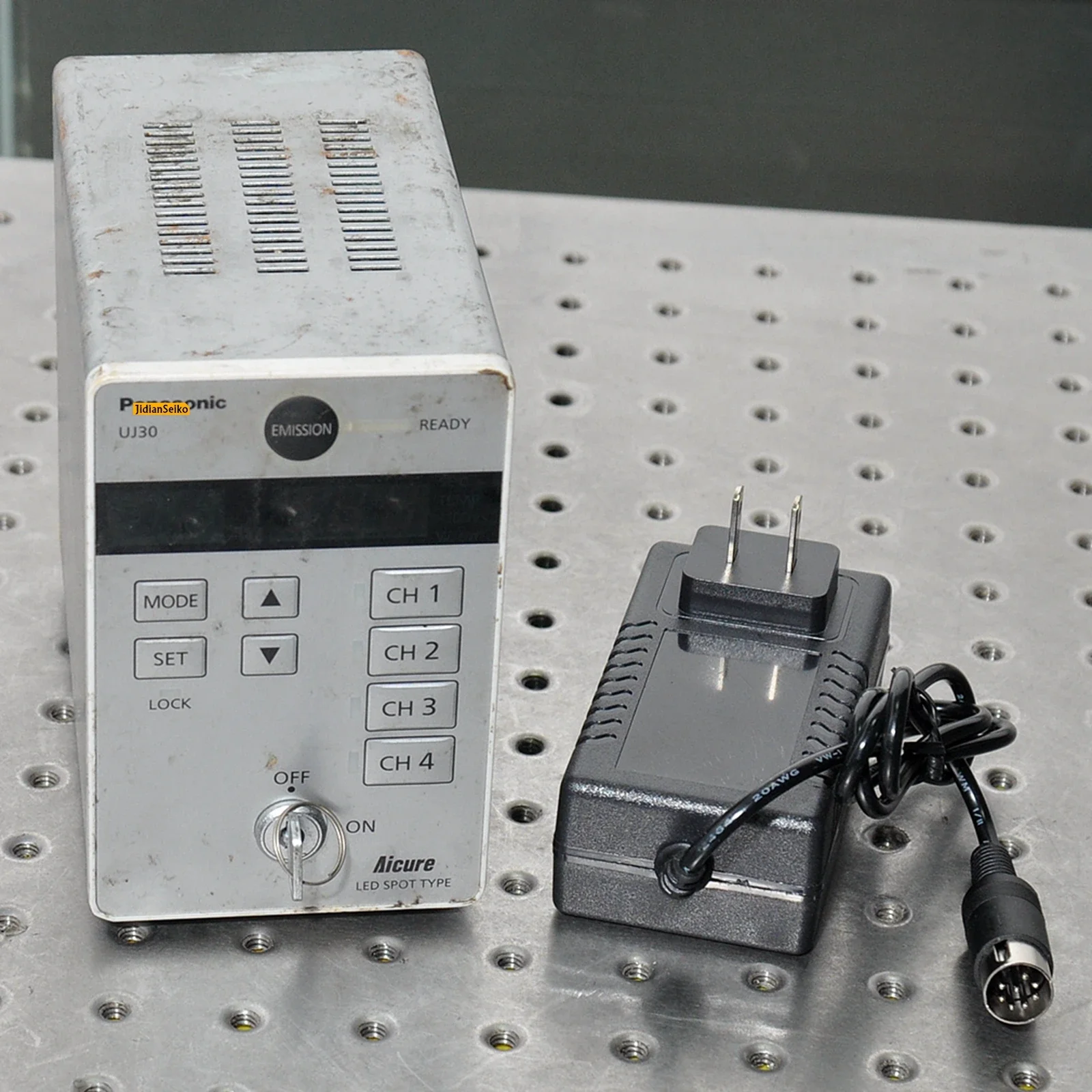 Aicure UJ30/35 LED Spot Type UV Curing Systems With Power Supply Light ANUJ6170 365nm Used Tested