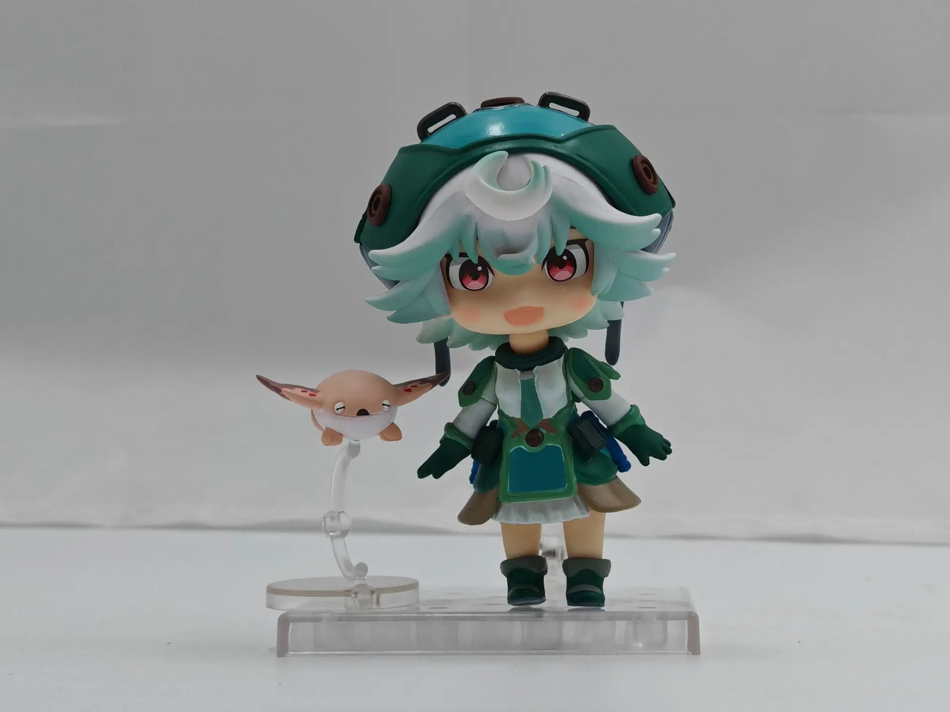 Anime Made in Abyss Prushika Gezamenlijke mobiliteit Q-versie Action Figure PVC Model Standbeeld pop Speelgoed Bureau Decor Collectie Geschenken in doos