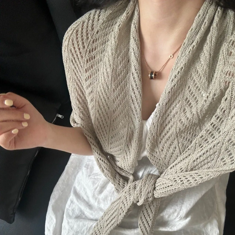 

Summer Hollow Out Knitted Triangle Scarf Solid Color Sun Protection Vacation Shawl Thin Breathable Cardigan Cape