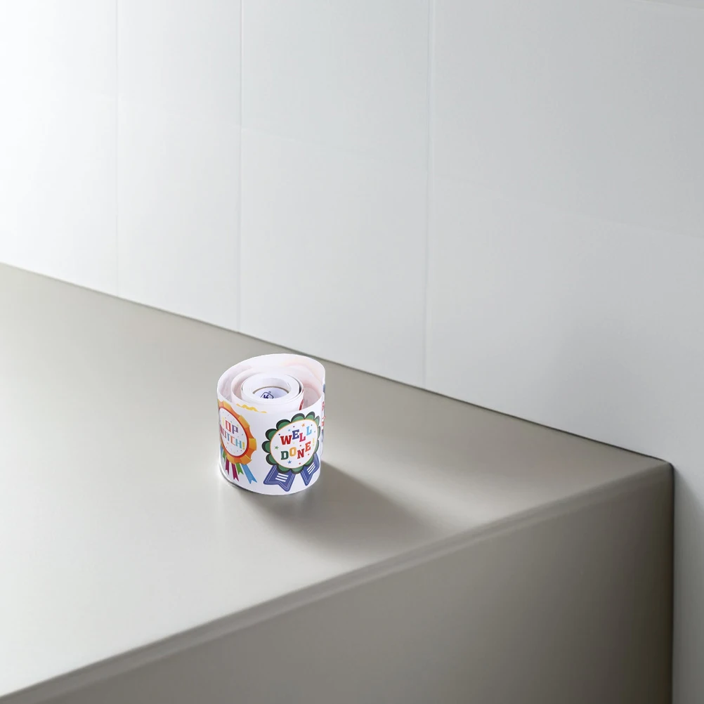

2pcs 2 Rolls Medal Reward Stickers Teens Kids Classroom Office Badge Decorate Student Cute Patterns Colors Versatile Application