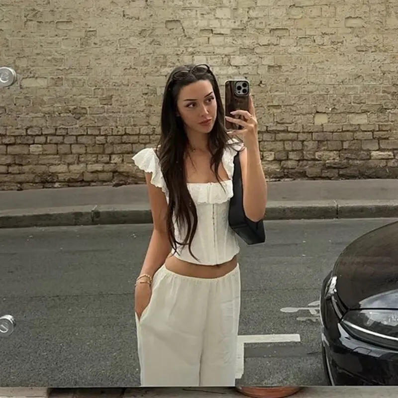 

Pure Desire Sle Faionable Cotton Embroidered Top Lazy Chic Design Small irt for Women Polyester Fiber ort Length