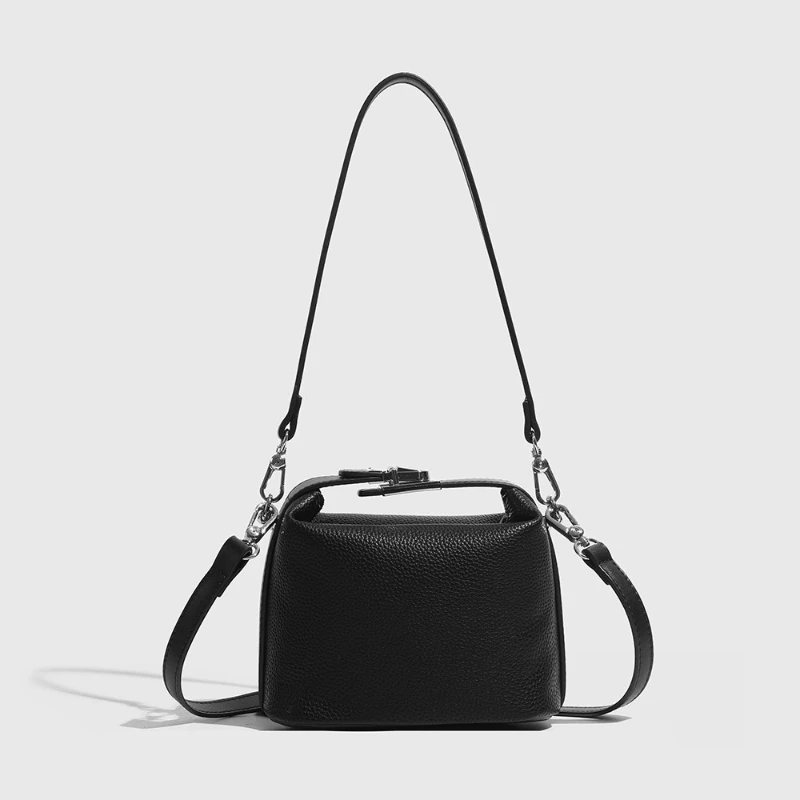 

Minimalist Fashion Lunch Box Small Square Handbags Women Unique Design Crossbody Bag French Soft Pillow Single Shoulder Bag
