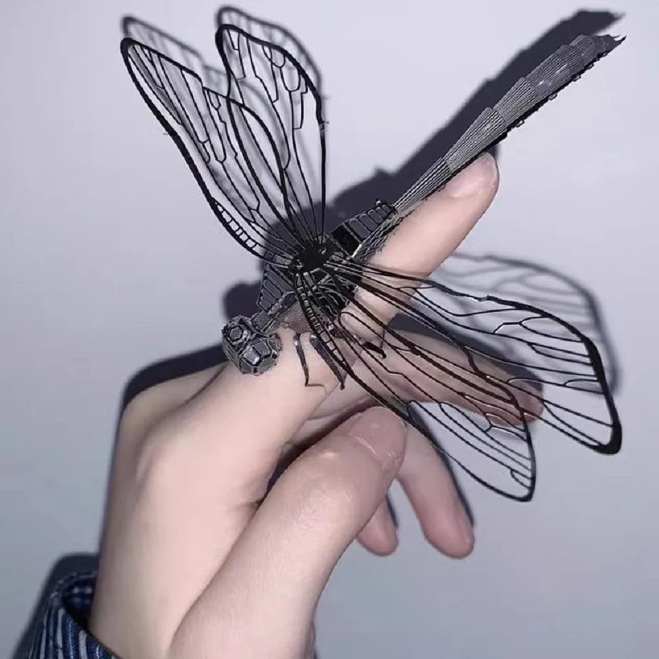 Dragonfly-DIY Metal Puzzle Creative Decompression  3D Model Decoration Classmate and Friend Gift