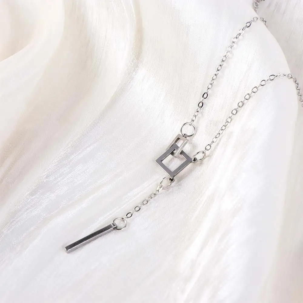 Adjustable Geometric Sweater Chain Exquisite Elegant Triangle Pendant Necklace Temperament Light Luxury Tassels Necklace