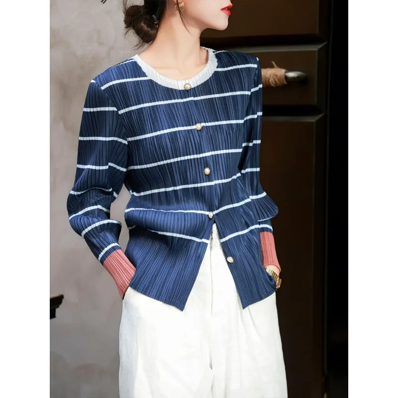 

Miyake Pleated Striped Shirt Plisse Women 2026 Spring New Simple Versatile Color-Block Striped Round Neck Pleats Shirt Top Women