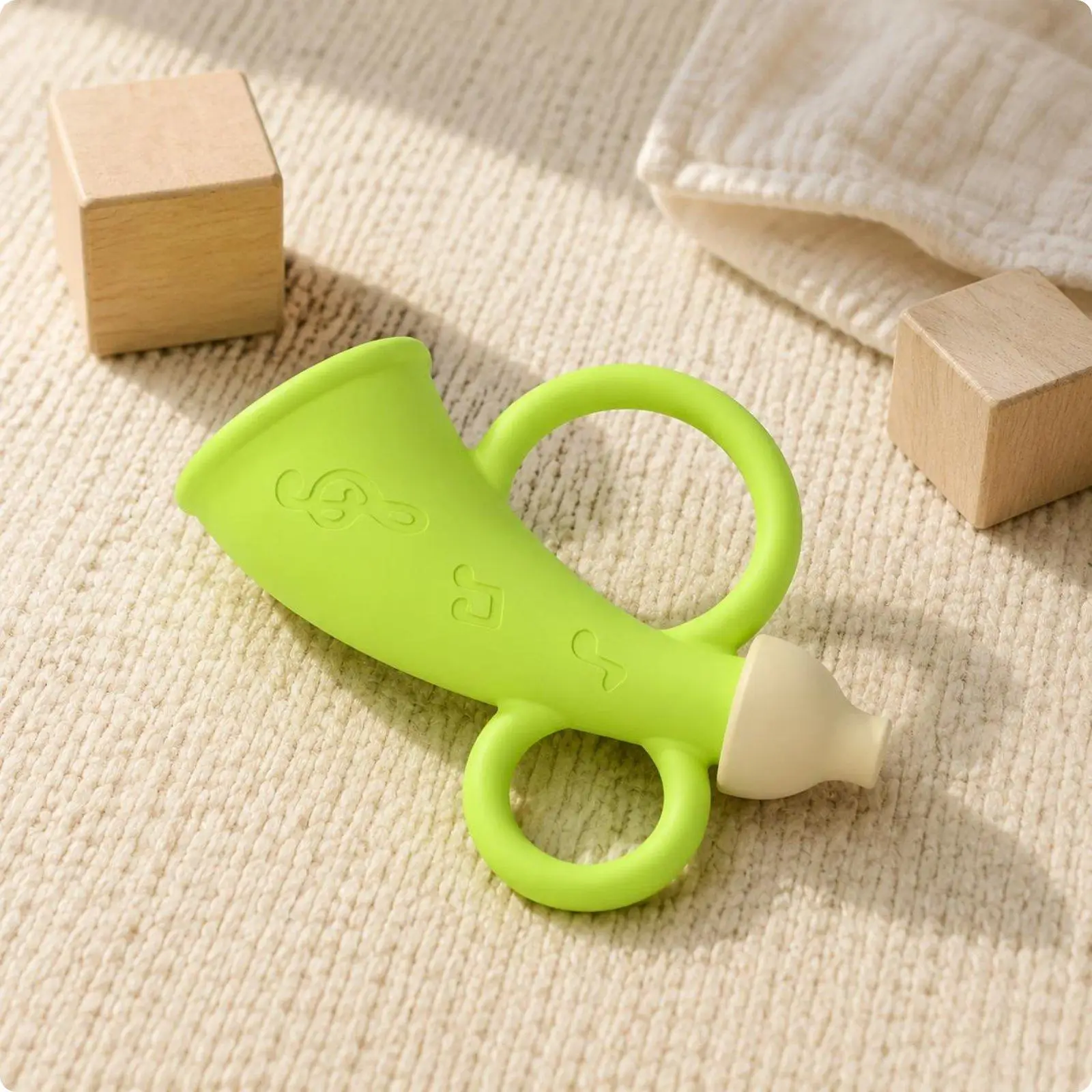 Baby Silicone Horn Sound Whistle Toy Chewable Infant Teether Rattle for Home or Pushchair Use