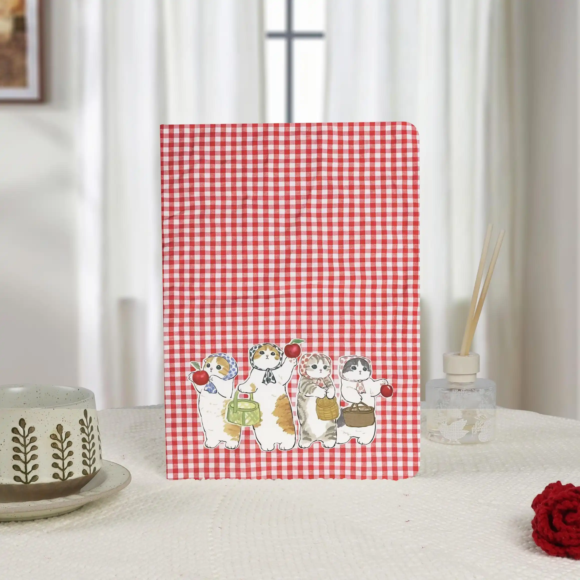 

Чехол для iPad Cats Red Checks Collage для Apple iPad 9,7 дюйма 10,2 дюйма 10,5 дюйма 11 дюймов iPad Air 6 5 4 iPad Mini 7/6/5 iPad Pro 2022 2021 2020