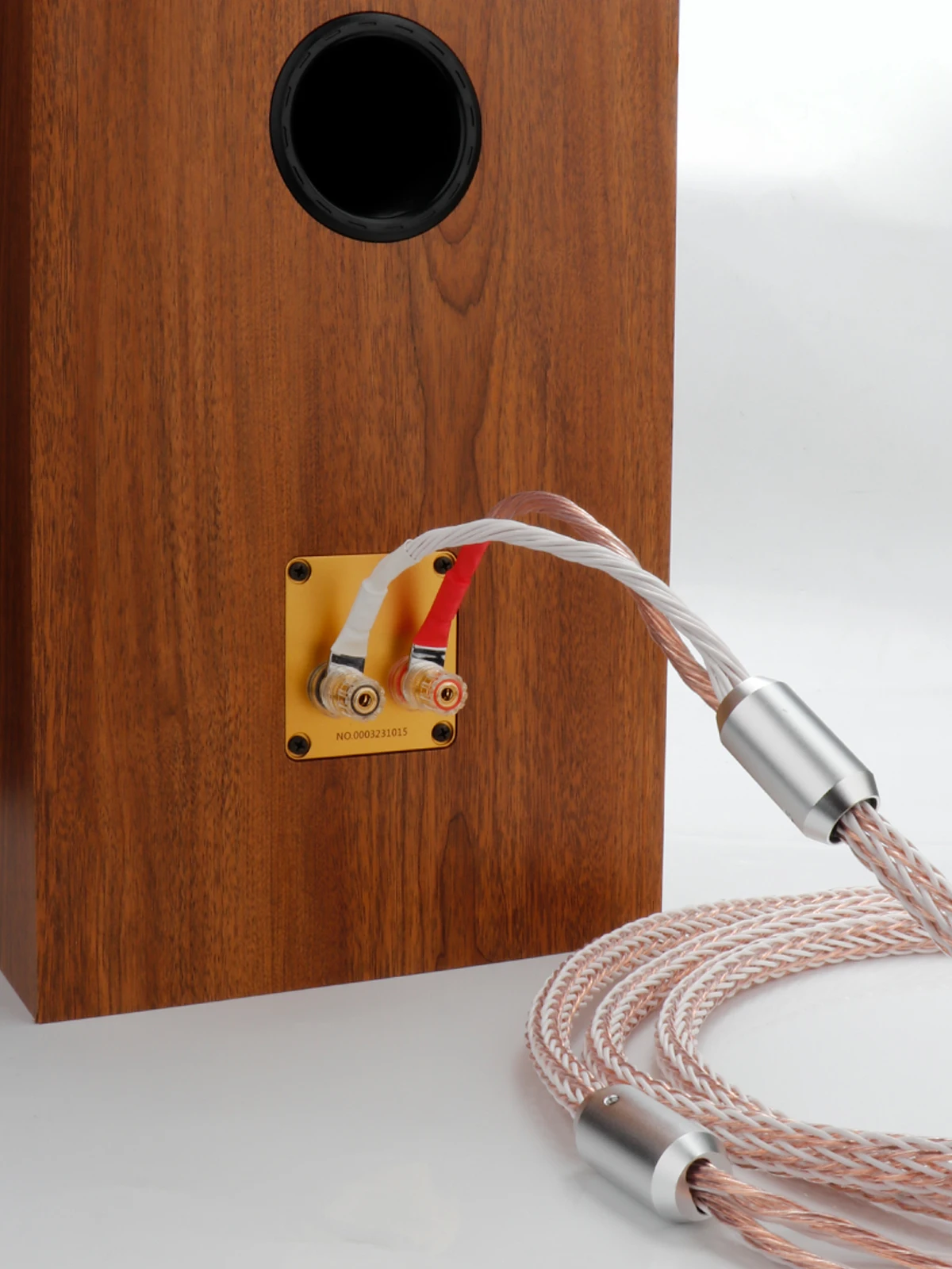 Kabel głośnikowy 12TC Hi-End z miedzi 7N OCC, kabel głośnikowy z końcówkami widełkowymi na 4 banany do wzmacniacza audio. — zdjęcie produktu 7