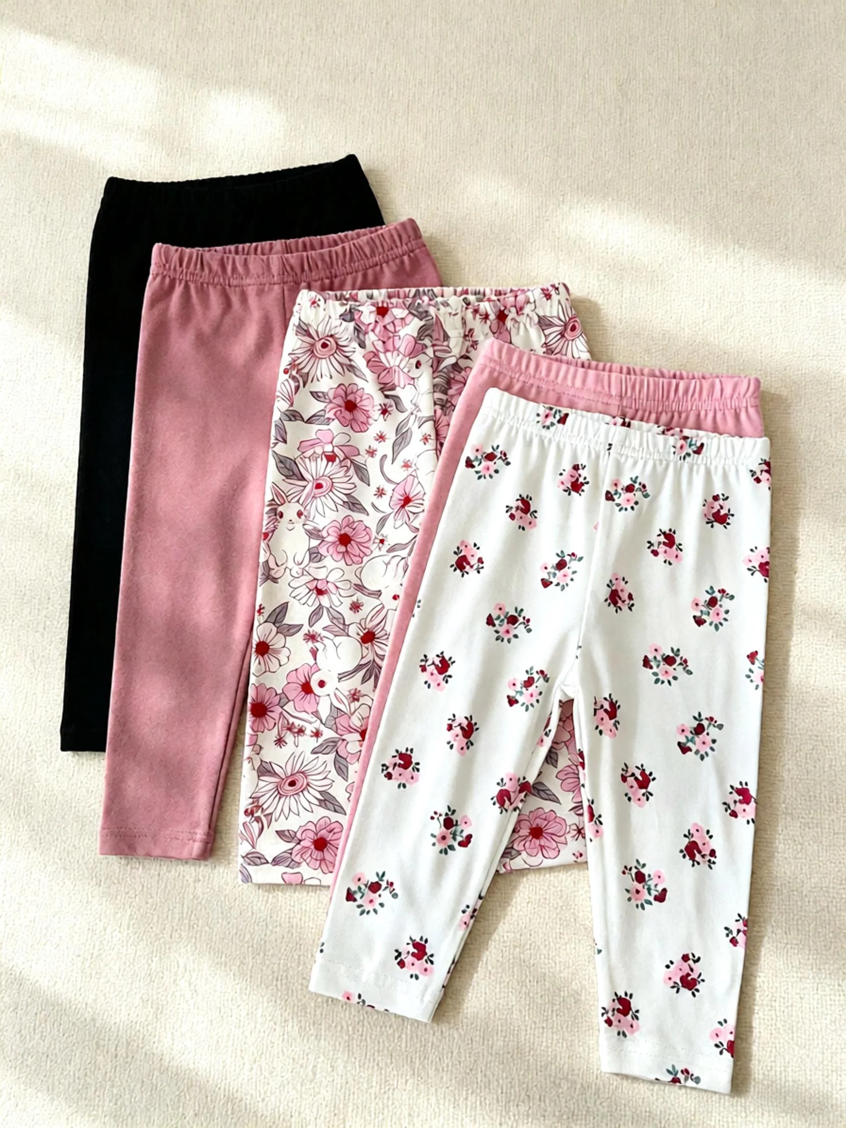 5-teiliges Leggings-Set für Babymädchen, einfarbig und mit Blumenmuster, weicher, elastischer Bund, Hosen für Kleinkinder, ideal für den täglichen Gebrauch im Frühling und Herbst. – Detail 2