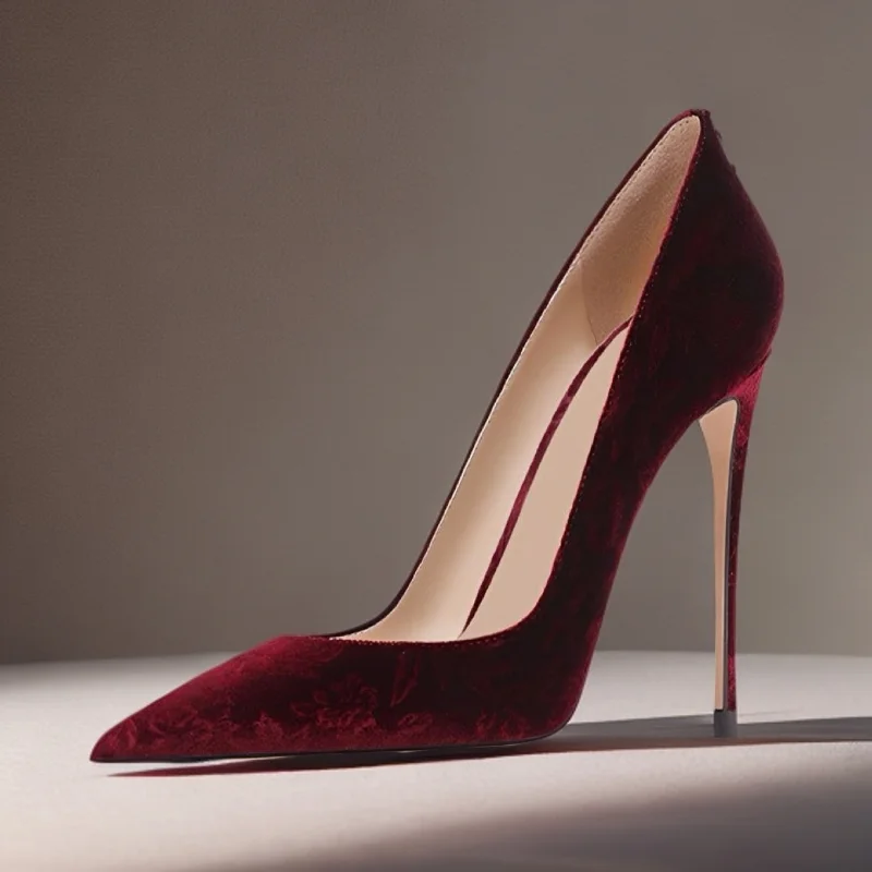 

Early Spring New Pointed High Heels Velvet Wedding Street Show Large Size Women's Single Shoes Shoes