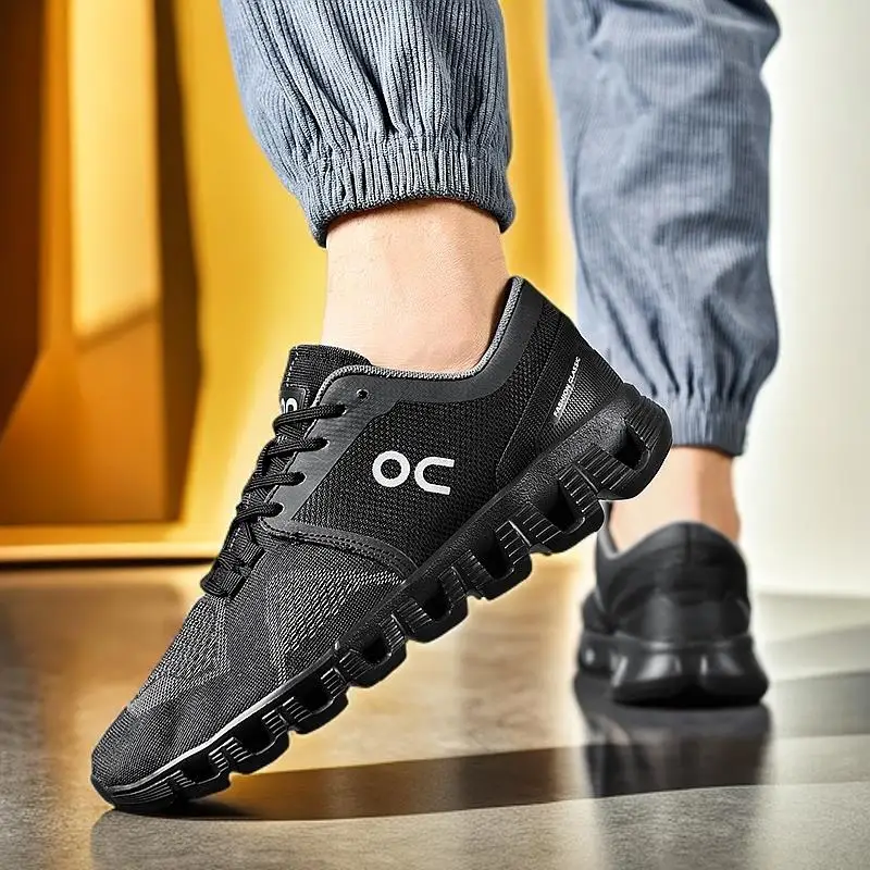 

Simple and fashionable cushioned running shoes are fast and comfortable for couplesHT