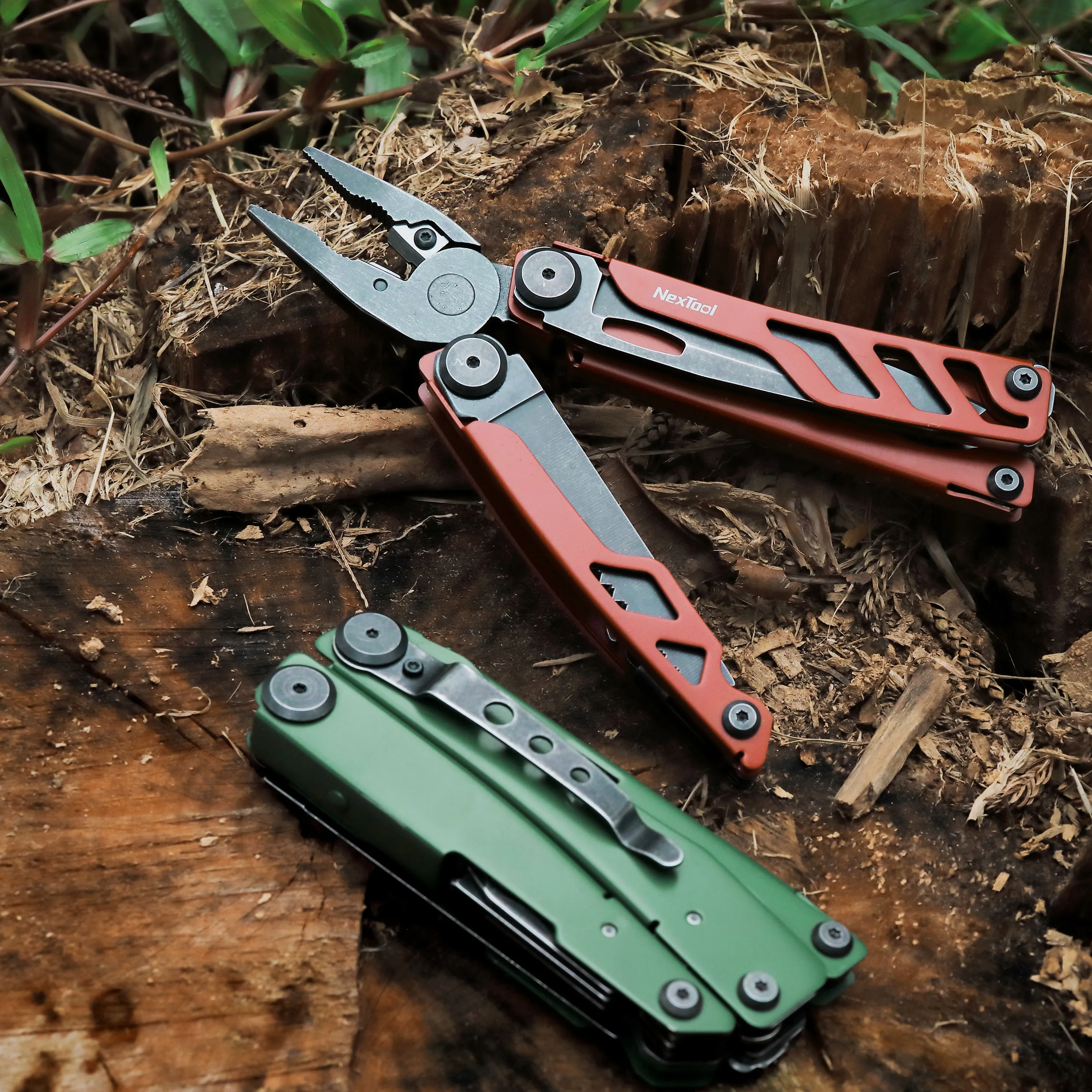 NexTool Flagship Pro 16-in-1 Multi-Tool Pliers Outdoor EDC Pocket Tool with Knife, Saw, Screwdriver & Bottle Opener for Camping