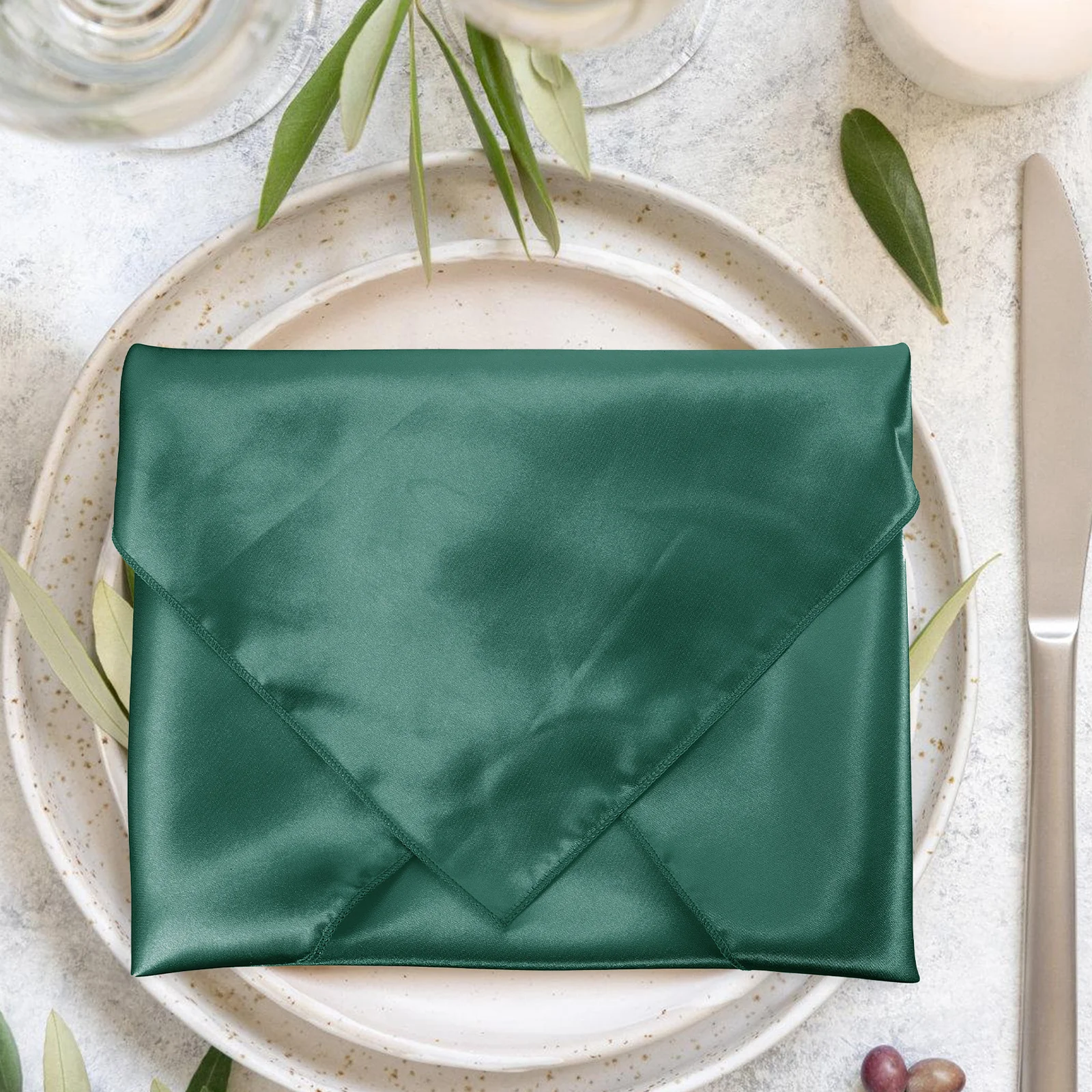 

8Pcs Washable Cloth Dinner Napkins Reusable Napkins for Party Wedding Festival Table Dinning Cloth Napkin
