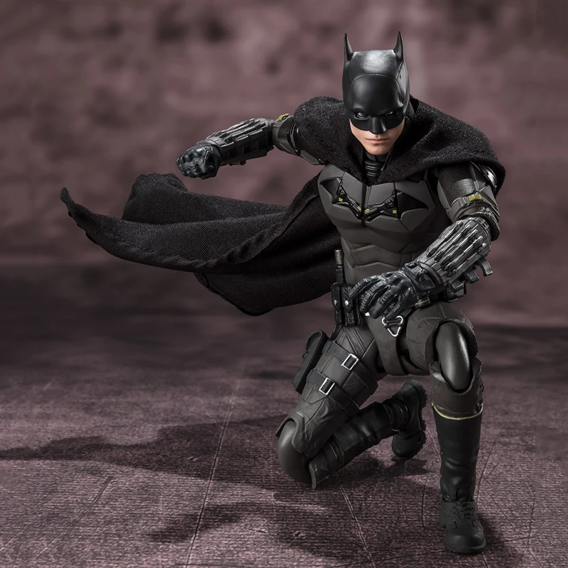 In Magazzino Genuino Originale SHFiguarts IL BATMAN TAMASHII NAZIONI STORE Azione Anime Figura Modello Bambole Statuetta Ornamento Regalo