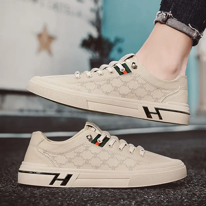 Designer Trend Sport Männer Schuhe weiß atmungsaktiv Slip auf Männer lässig Leder vulkan isiert Skateboard Schuhe hochwertige Männer Sneaker