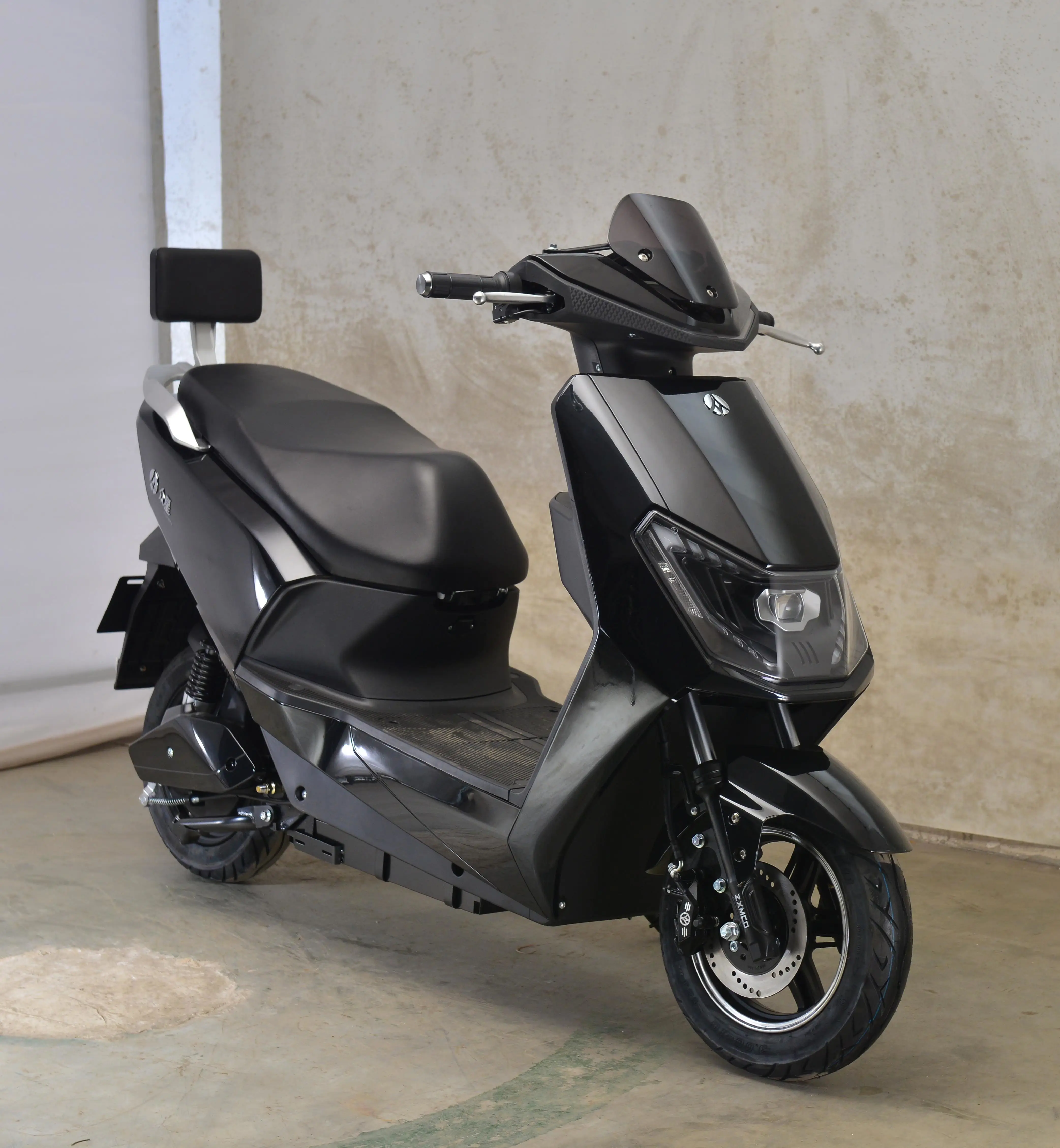 

Китайский быстрый электрический мотоцикл 650W/1200W для взрослых, гоночный чоппер с мощной кислотной батареей и прочной рамой