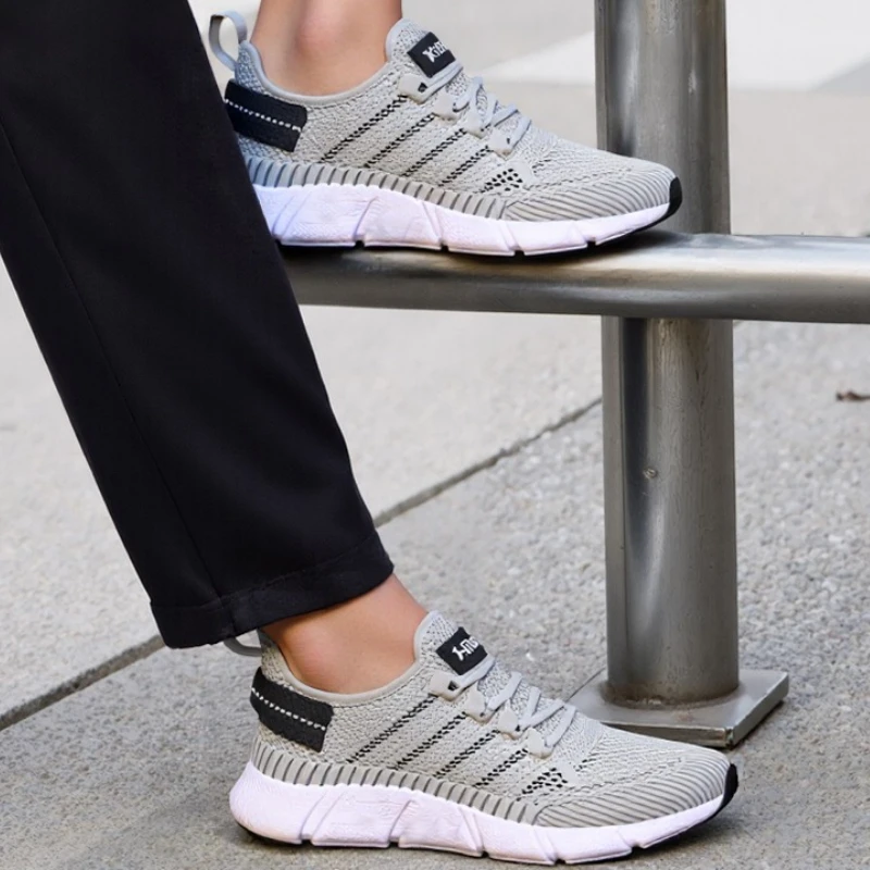

High Quality Shoes for Both Men and Women Designer Mesh Breathable Sports Shoes Summer Outdoor Travel Walking and Fitness Shoes