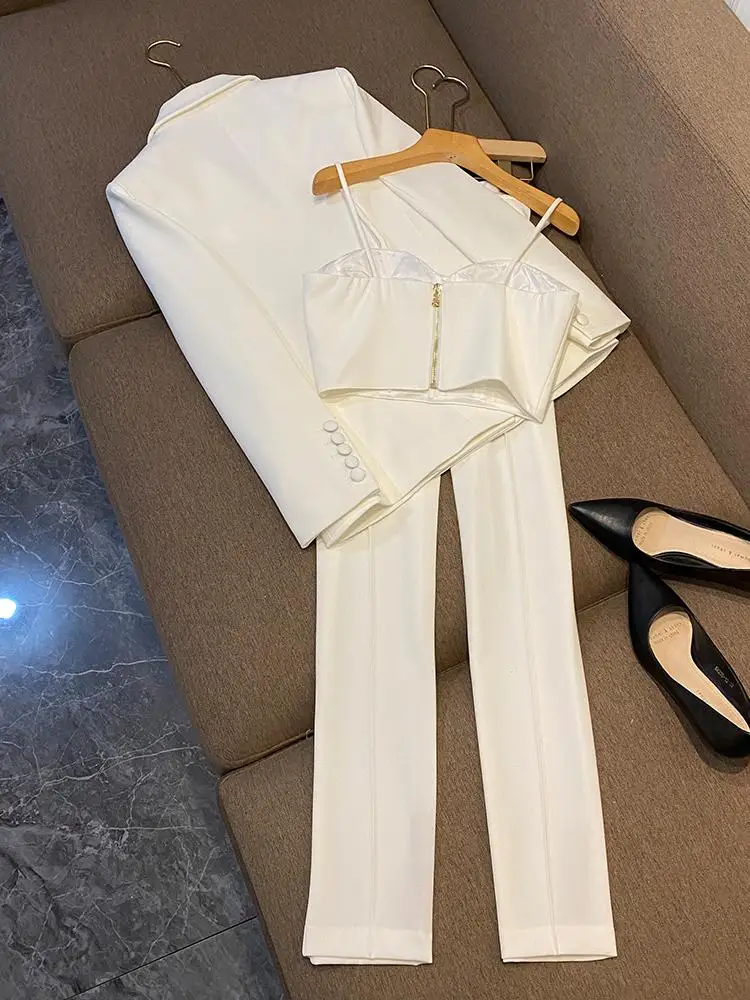 طقم بدلة نسائية مكونة من قطعة تي شيرت عالي الجودة D0070 Ele Professional Sle الشركة المصنعة الصينية