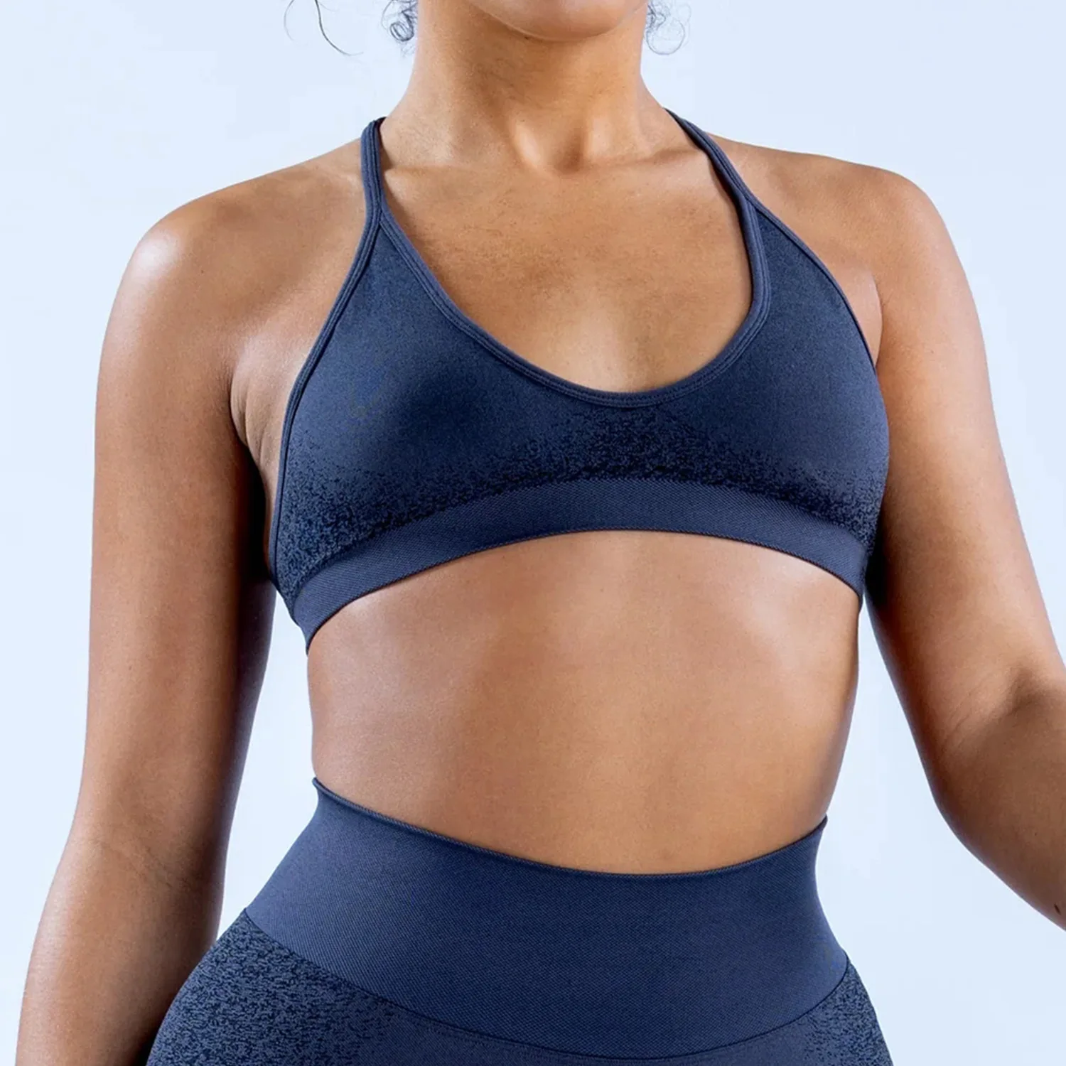 

Women Cross Back Sports Bra, Seamless Padded Yoga Top, Halter Gym Crop Top for Running, Fitness High Impact Support Bra