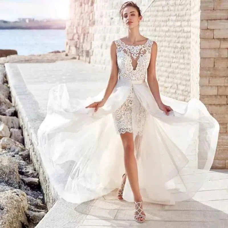 

Lace Short Beach Wedding Dress With Detachable Skirt Illusion Backless Boho Bridal Gown O-Neck Sleeveless Customized