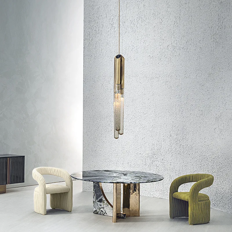 

Итальянское минималистичное искусственное кресло из матовой кожи