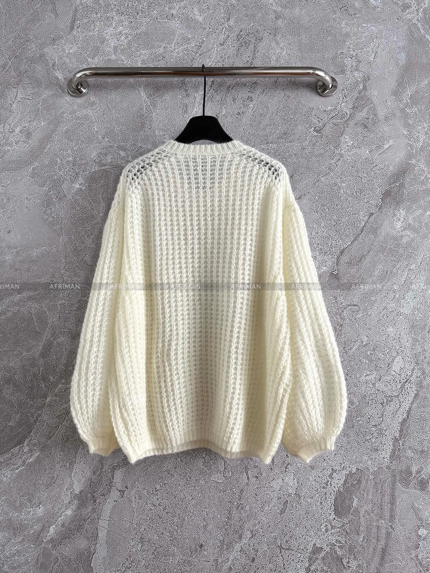 Damski ażurowy sweter z miękkiego moheru, luźny krój