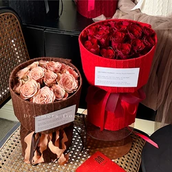 Fabric Shaping Paper Cardboard Round Bouquet Flower Packaging Lined With Cardboard Flower Bouquet Integrated Molding Materials