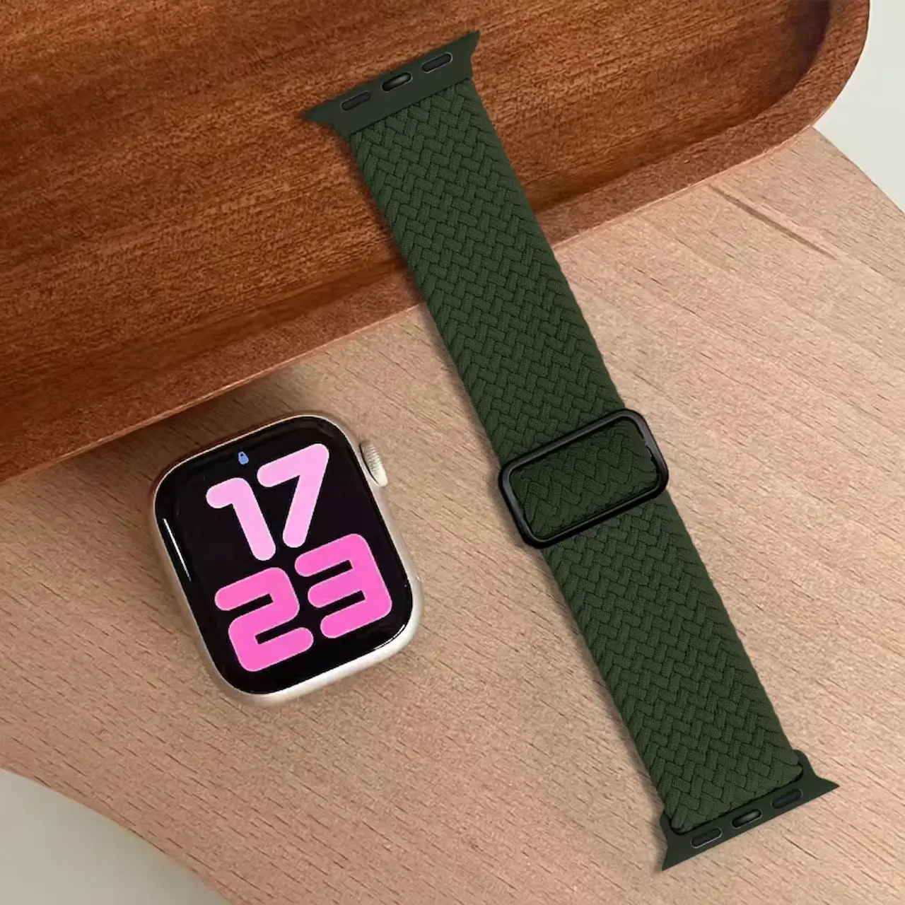 Verstelbare nylon band voor Apple Watch Ultra 3-2-1 49mm 44mm 45mm 40mm 41mm 42-46mm Lichtgewicht en comfortabele geweven nylon band