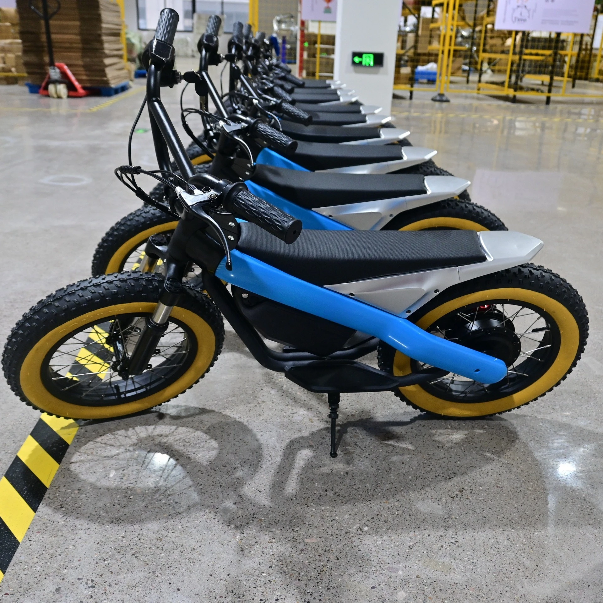 

16 inch children's electric bicycle, sliding bike, balance bike