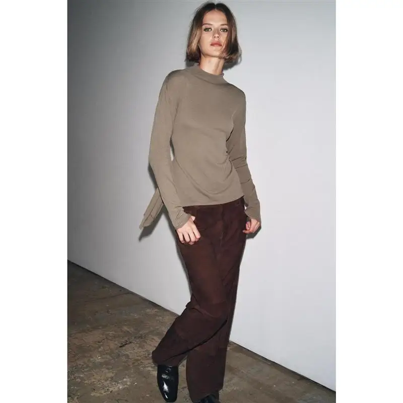 Sweter damski z dzianiny na wczesną jesień, rozcięcie z przodu, długi rękaw, golf, ozdobny węzeł, styl europejski.