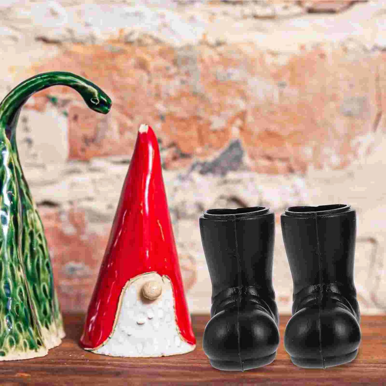 5 paia di mini stivali scarpe in miniatura modelli decorativi natalizi ornamenti di Babbo Natale giocattolo natalizio plastica bambino nero