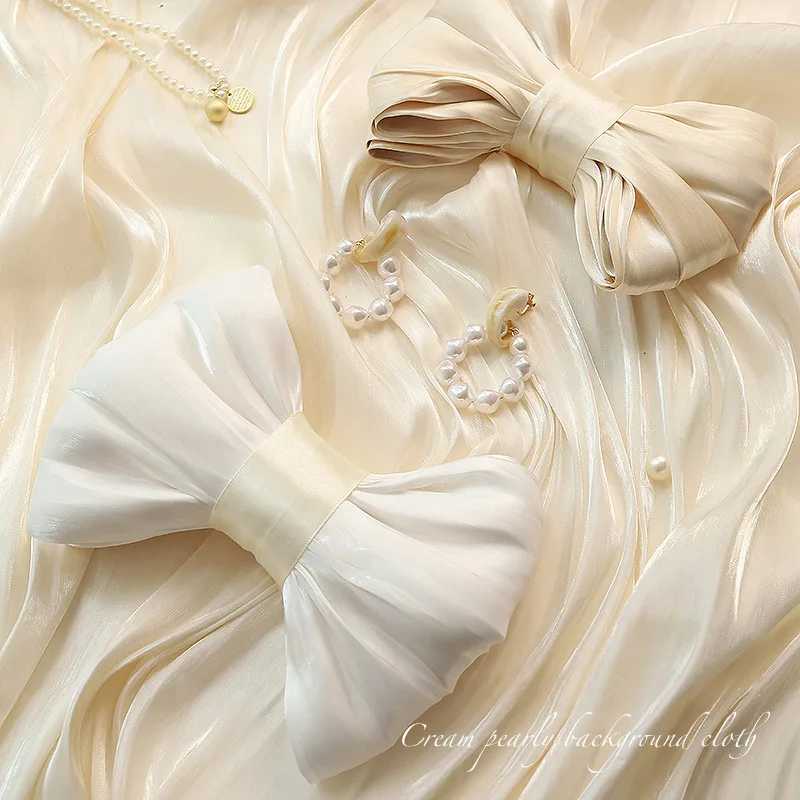 

Cream White Silk Fabric Fashion Photography Background Cloth for Jewelry Cosmetics Toiletries Shoot Props Backdrops Accessories