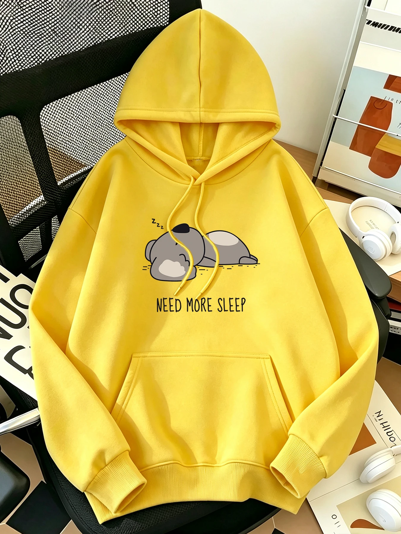 Winter Clothing Needs - Tembellerin Daha Fazla Uykuya İhtiyacı Var