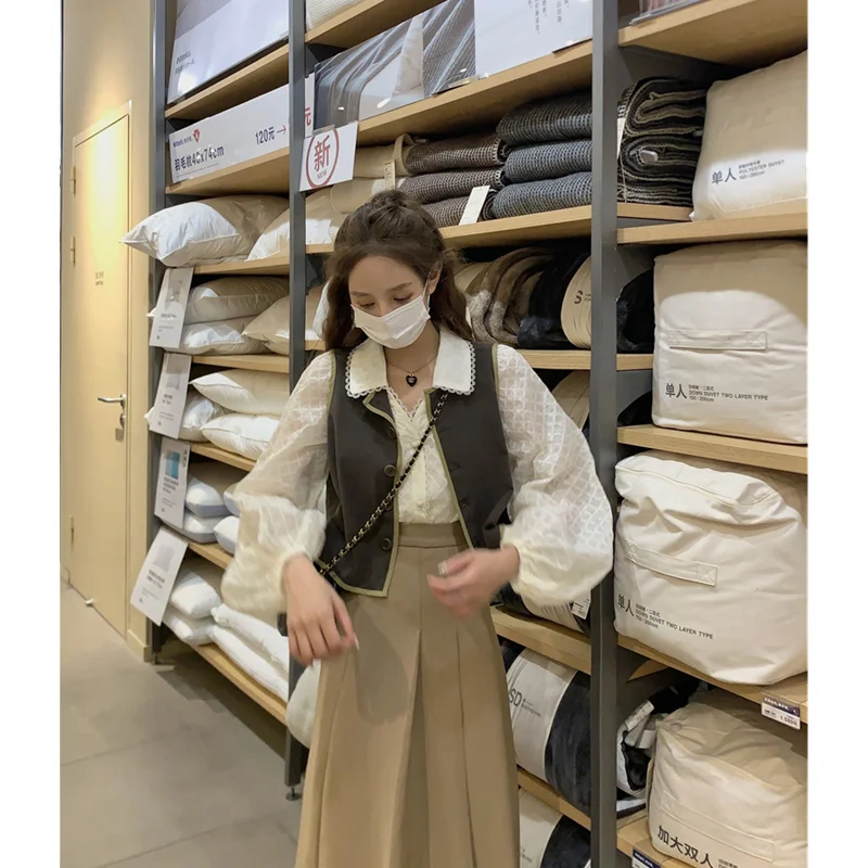 Women' Wear of Heavy Industry Bubble Sleeve Shirt Design French Patchwork Vest with Retro Temperament Mid-length Skirt Three Set