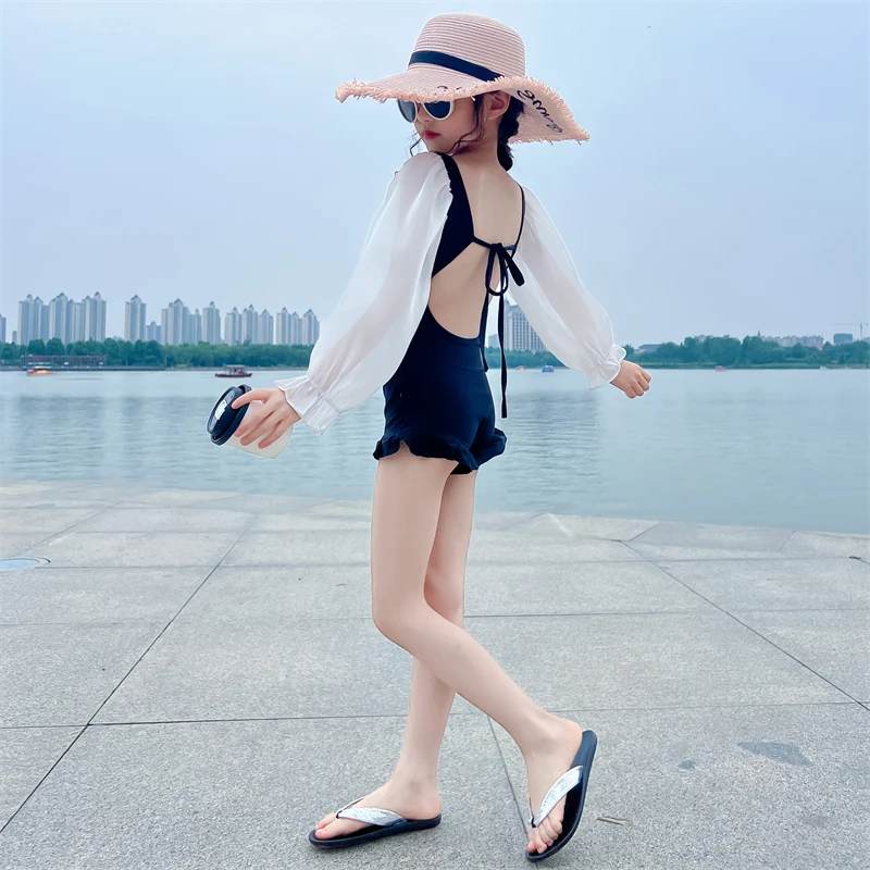 2024 New Girls Swim Wear Korean Sexy Slim Long Sleeved Kids Swimwear Children One Piece Swimsuit Backless Monokini Bathing Suits